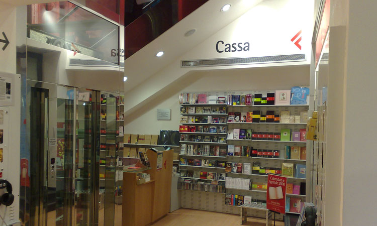 feltrinelli_07.jpg